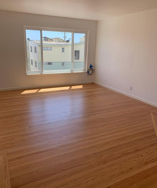 1st image of 2944 Taraval St #3