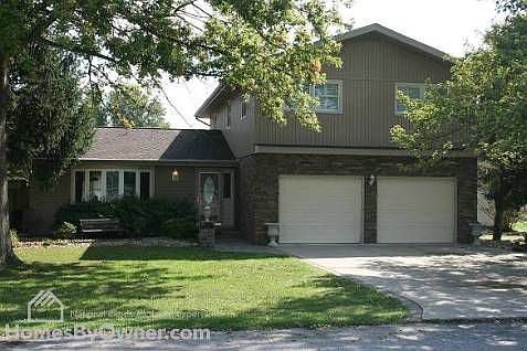 1st image of 1405 N McLaren St