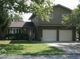1405 N McLaren St, Marion, IL 62959
