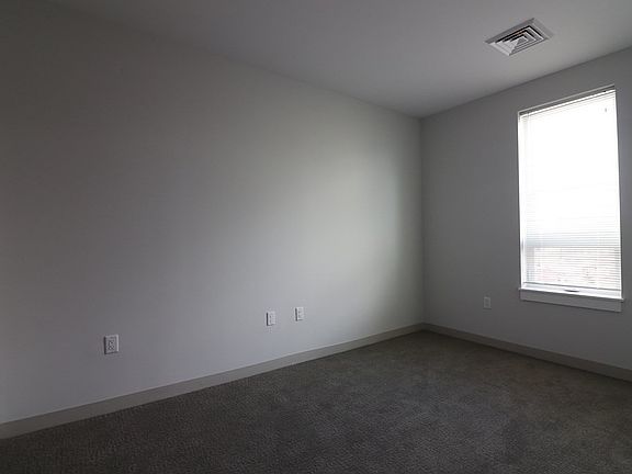5th image of 161 Washington St #1518