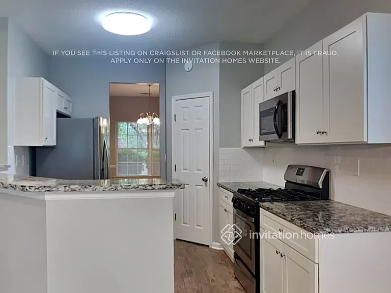 2125 Beckenham Pl — Photo 9