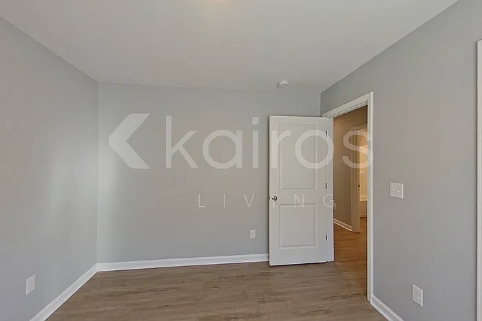 349 Angela St — Photo 9