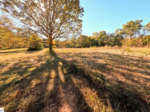 0 Poole Rd, Clinton, SC 29325