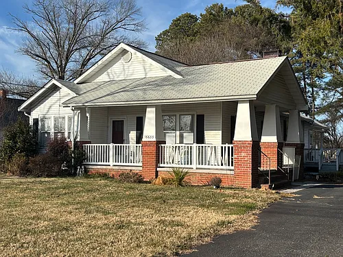 16633 Kings Hwy Photo 1