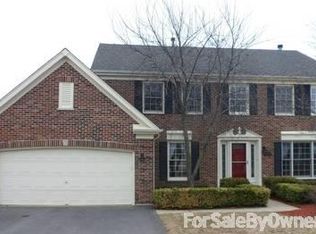 839 Warwick Ln, Lake Zurich, IL