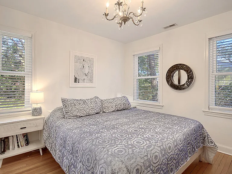 1724 Pearlott St — Photo 18