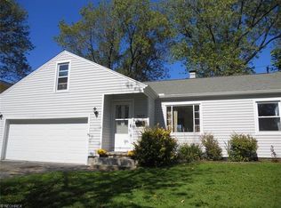 7427 Dahlia Dr, Mentor On The Lake, OH 44060