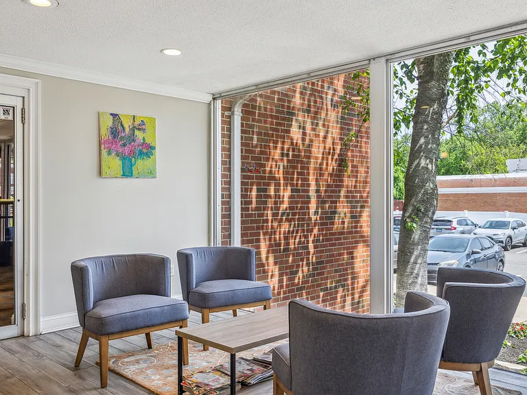 Eagle Rock Apartments at West Hartford — Photo 18