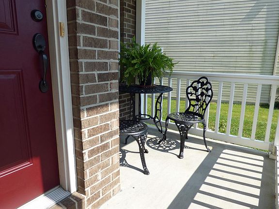 4th image of 5886 Hayden Dr