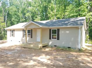 978 Colonial Rd, Clover, SC 29710