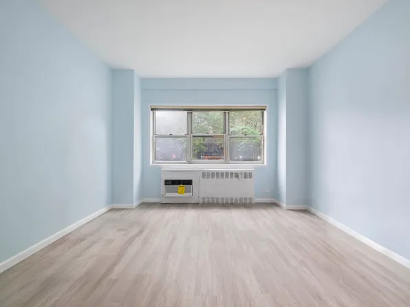 30 West 60th Street 1P image 2 of 20