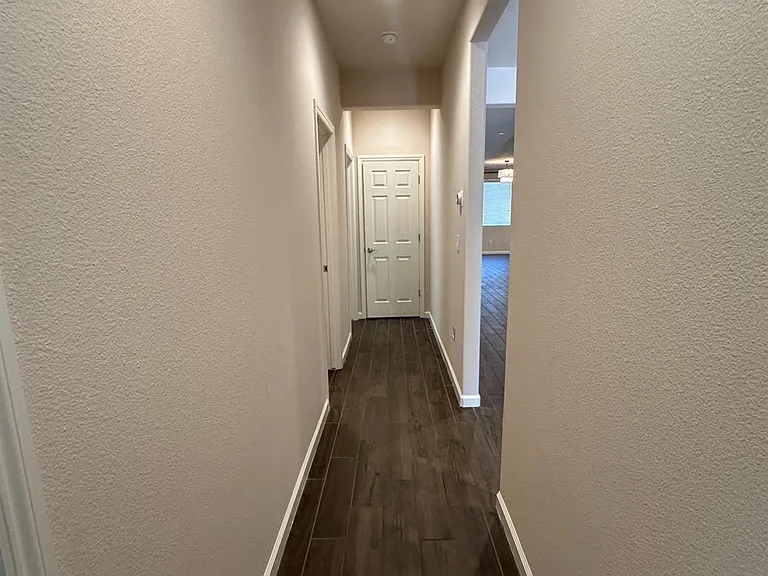 3587 Encino Ave — Photo 9