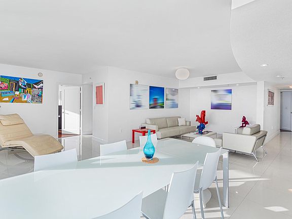 4th image of 1800 N Bayshore Drive #3901