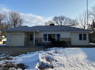 407 3rd St S, Grove City, MN 56243