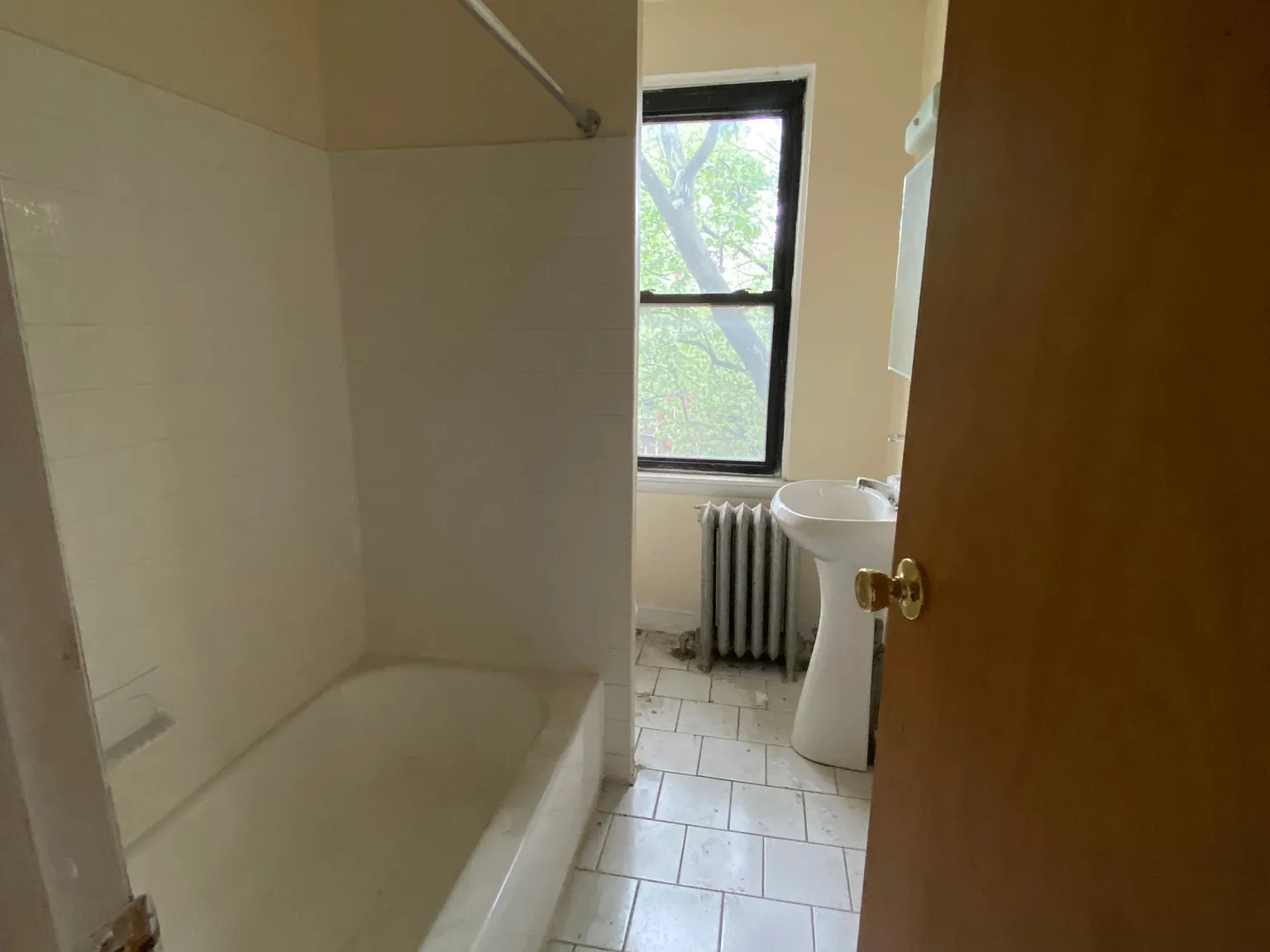 4204 Baltimore Ave — Photo 4