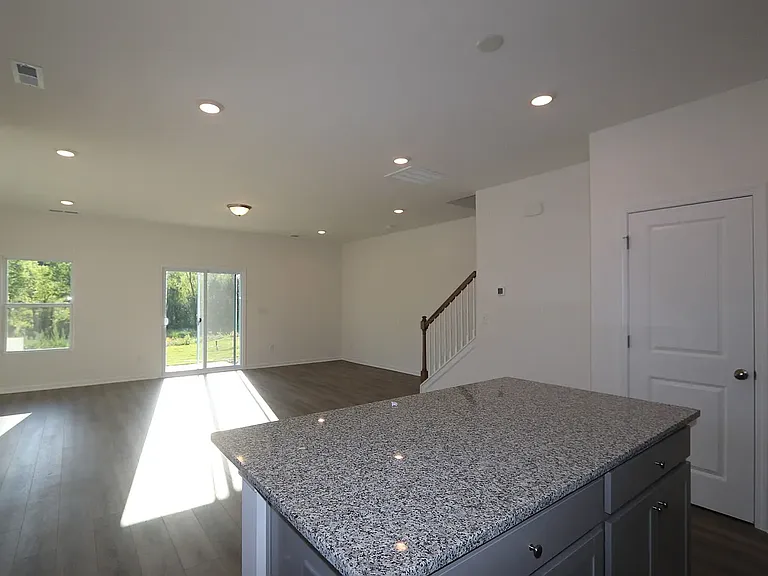 3201 Lilac Grove Dr — Photo 13