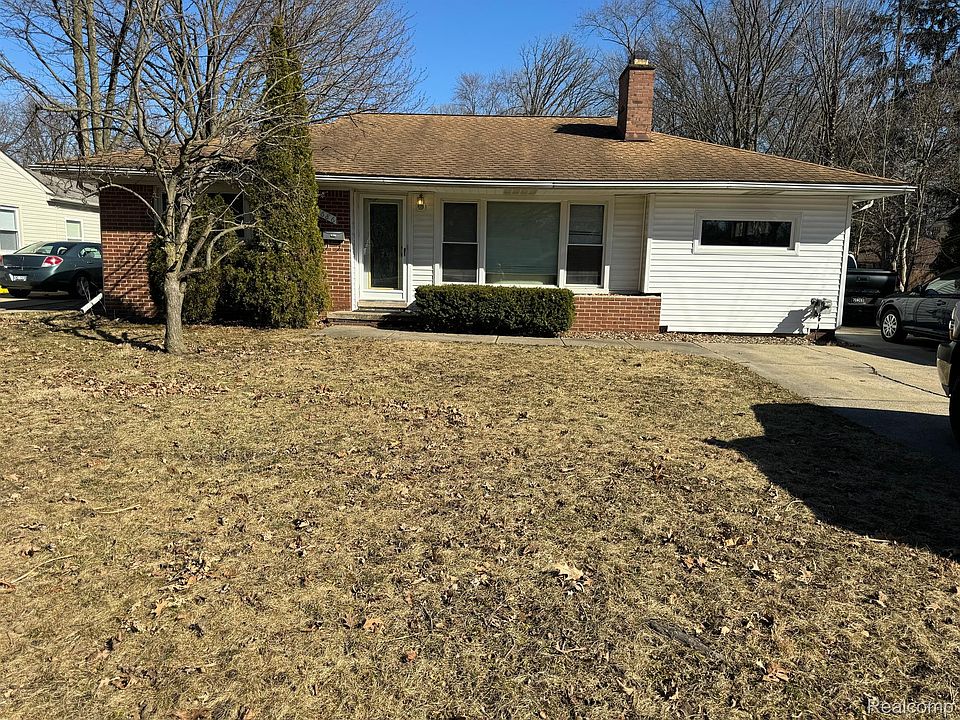 1st image of 27686 Red Leaf Ln
