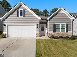 225 Sycamore Dr, Calhoun, GA 30701