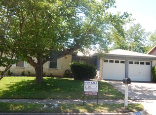 7524 Acapulco Rd, Fort Worth, TX 76112