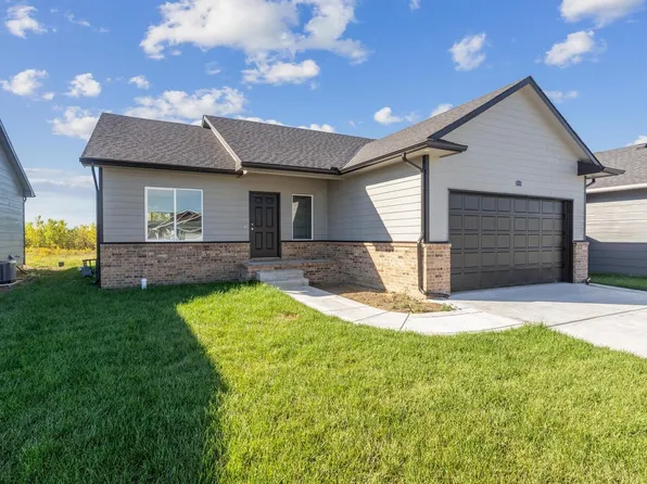 8753 E Summerside Pl, Wichita, KS 67226