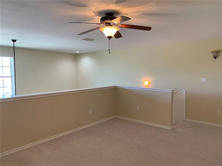 4017 Acushnet Dr #C — Photo 16