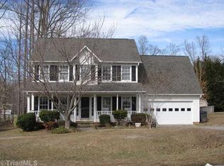 3915 Glenn Knoll Ln, Winston Salem, NC 27107