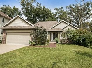 125 E Dovetail Dr, Coralville, IA 52241