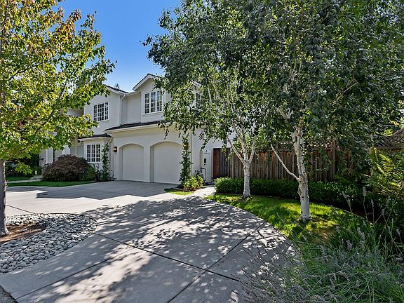 4th image of 1875 White Oak Dr