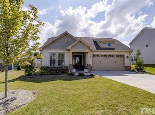 757 Kerr Lake Dr, Fuquay Varina, NC 27526