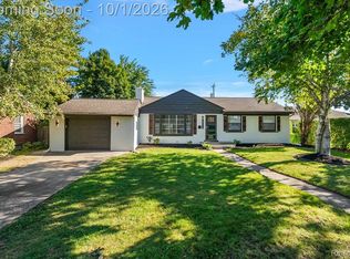 3830 Ravena Ave, Royal Oak, MI 48073