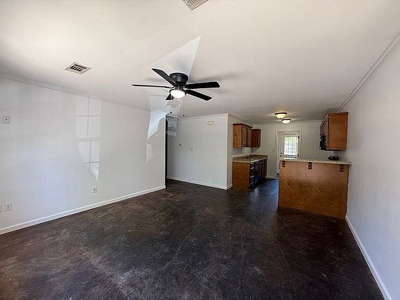 3rd image of 8900-8904 Eskabar Dr