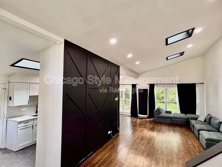 158 Chestnut St — Photo 5