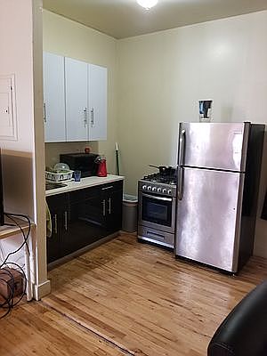 5th image of 83 Wyckoff Ave #1D