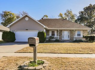 438 S Lulwood Ave, Springfield, MO 65802