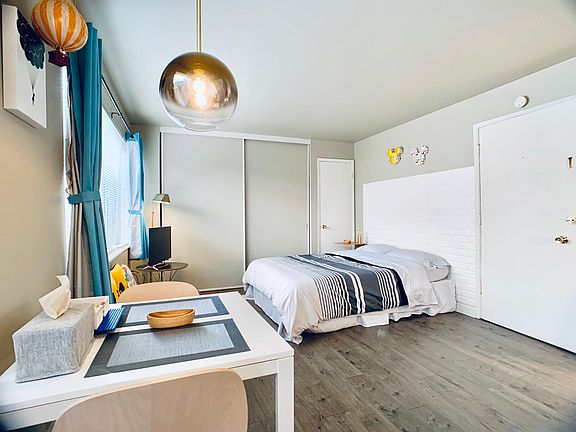 3rd image of 523 E Denny Way APT 5