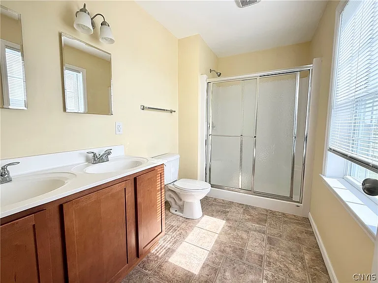 10044 Ash St — Photo 11