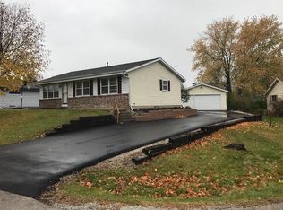 2910 Cherry Tree Ct, Racine, WI 53402