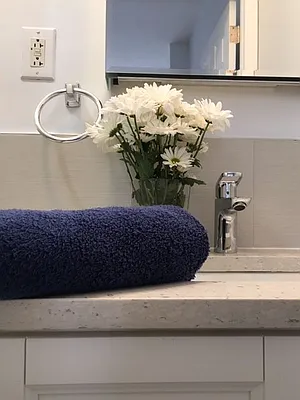 Rented by Dwell Residential Inc | media 32