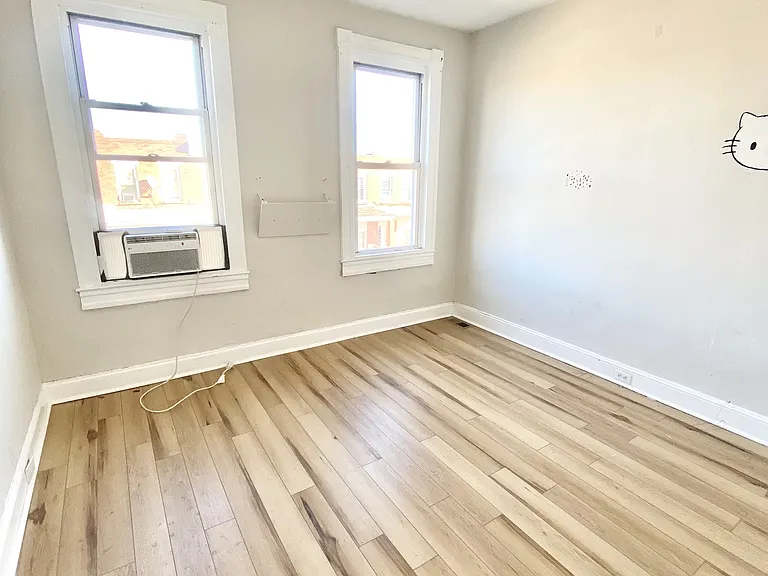 514 N Decker Ave — Photo 11