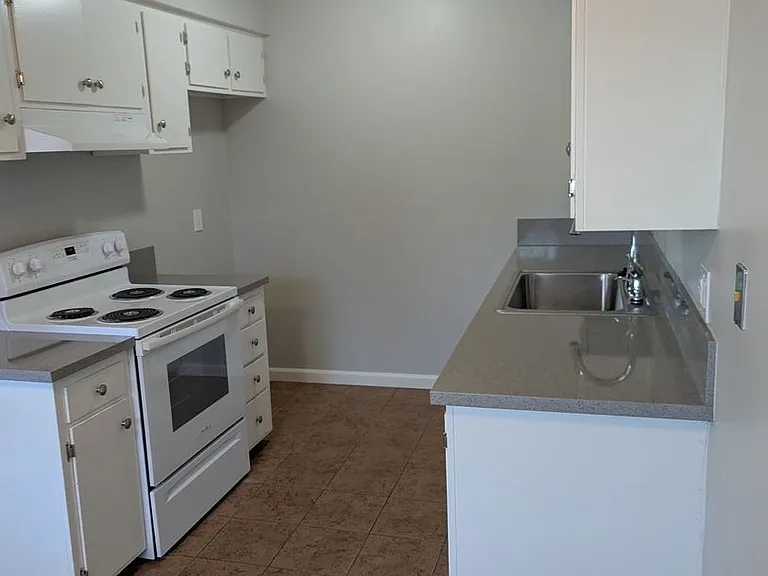 1835 West Ave — Photo 1