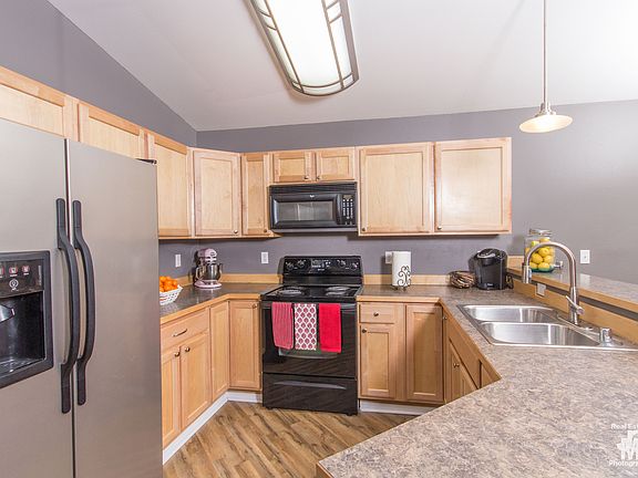 3rd image of 20307 Glacier Park Cir