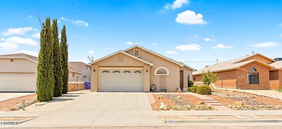 1st image of 2083 Reina Dr
