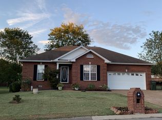 1108 Thunder Rd, Gallatin, TN 37066