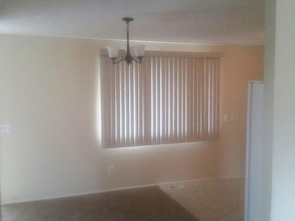 5th image of 4706 Tenshaw Dr
