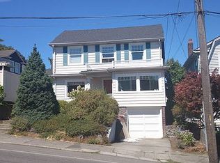 458 Boston St, Seattle, WA 98109