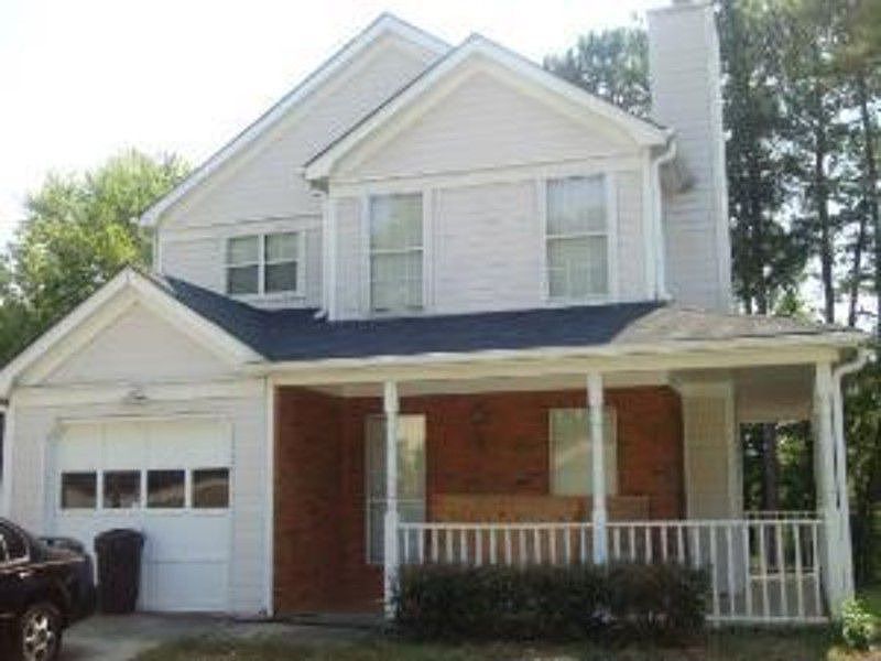 1st image of 819 Churchill Ct