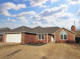 110 Remington Pl, Tahlequah, OK 74464