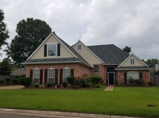 408 Hidden Oaks Cir, Shreveport, LA 71106