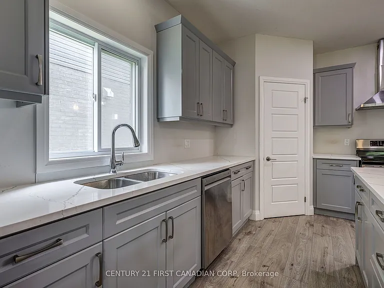 127 Marconi Ct — Photo 23