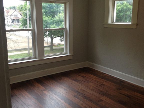 3rd image of 3550 Seymour Ave APT 2
